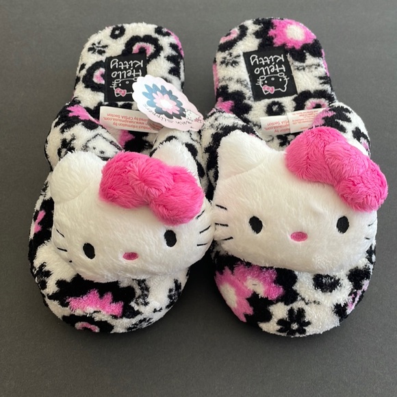 Hello Kitty Shoes - Hello Kitty Slippers